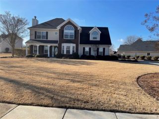 Foreclosed Home - 5045 YANKEE DOODLE DR, 30252