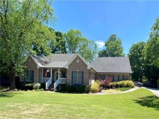 Foreclosed Home - 104 SWEET GUM TRL, 30252