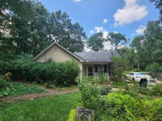 Foreclosed Home - 255 BANISTER DR, 30252