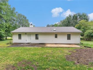 Foreclosed Home - 132 SUMMERFIELD DR, 30253