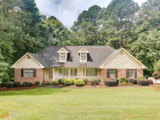 Foreclosed Home - 3085 WOOD VALLEY DR, 30253