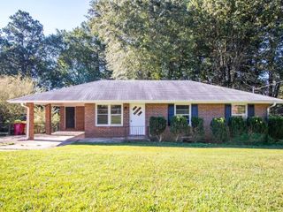Foreclosed Home - 2607 CRESTON WAY, 30260
