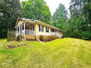 Foreclosed Home - 443 NEWTON RD, 30263