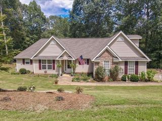 Foreclosed Home - 325 ASHLEY WOODS DR, 30263