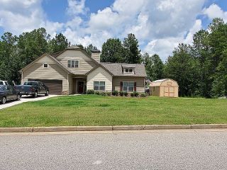 Foreclosed Home - 310 HICKORY HILLS DR, 30263