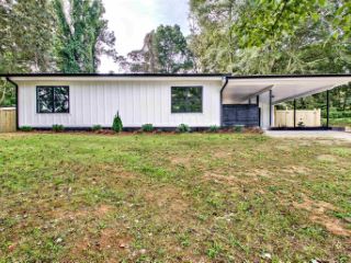 Foreclosed Home - 16 WILLOW DR, 30263
