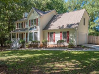 Foreclosed Home - 40 SAINT GEORGES LN, 30265