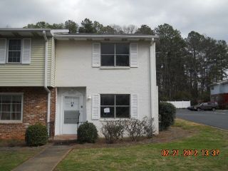 Foreclosed Home - 501 CARLTON RD APT 4H, 30268