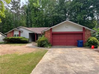 Foreclosed Home - 105 WEXFORD WAY, 30269
