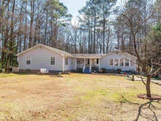 Foreclosed Home - 6849 HOMESTEAD RD, 30273