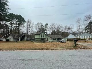 Foreclosed Home - 305 PEACHTREE DR, 30274