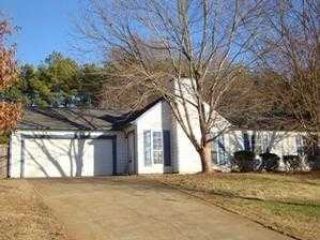 Foreclosed Home - 105 RIDGE DR, 30276
