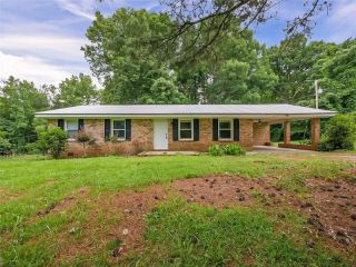 Foreclosed Home - 4380 GORDON RD, 30276