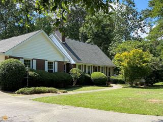 Foreclosed Home - 140 OAKCREST DR, 30277