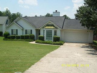 Foreclosed Home - 324 SPRING CREEK DR, 30281