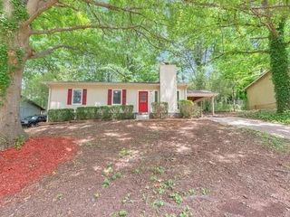 Foreclosed Home - 121 ADRIAN DR, 30281