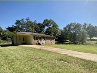 Foreclosed Home - 529 MEADOW DR, 30286