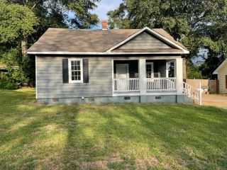 Foreclosed Home - 613 S CHURCH ST, 30286