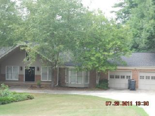 Foreclosed Home - 2195 CASTLE LAKE DR, 30290