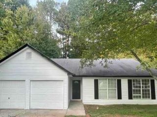 Foreclosed Home - 4328 WESTGLEN RD, 30294