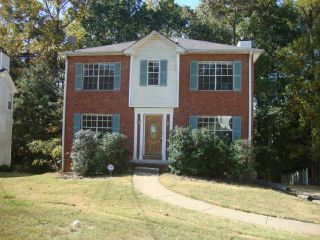Foreclosed Home - 3401 RIVER MILL LN, 30294