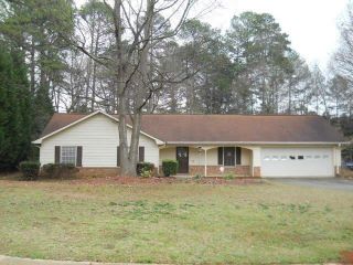 Foreclosed Home - 233 FAIRFIELD DR, 30294