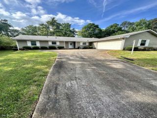 Foreclosed Home - 27 GLEN CT, 30294