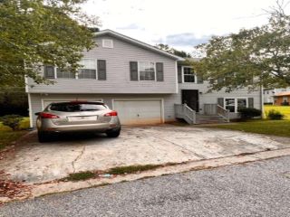 Foreclosed Home - 4332 WESTGLEN RD, 30294