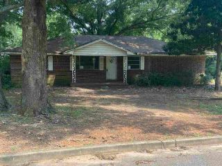 Foreclosed Home - 87 Pine Street, 30295