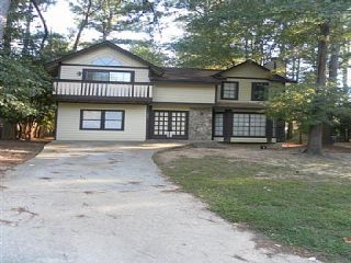 Foreclosed Home - 1040 STEEPLECHASE LN, 30296