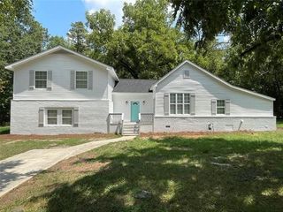Foreclosed Home - 1874 FLAT SHOALS RD, 30296