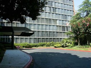 Foreclosed Home - 3060 Pharr Court North Nw Apt 421, 30305