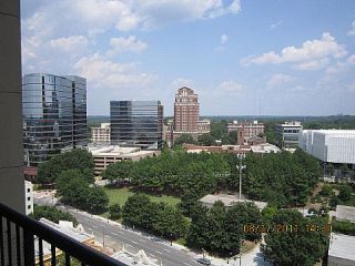 Foreclosed Home - 1280 W PEACHTREE ST NW APT 2110, 30309