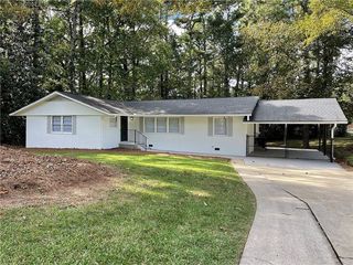 Foreclosed Home - 3644 LYNFIELD DR SW, 30311