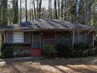 Foreclosed Home - 2508 IVYDALE DR SW, 30311