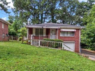 Foreclosed Home - 811 LEE ANDREWS AVE SE, 30315