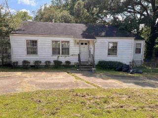 Foreclosed Home - 819 NORWOOD RD SE, 30315