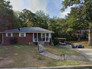 Foreclosed Home - 987 HIGHTOWER RD NW, 30318