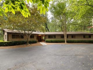Foreclosed Home - 4665 RIVERVIEW RD, 30327