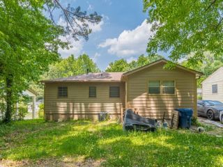 Foreclosed Home - 3762 CROSBY DR NW, 30331