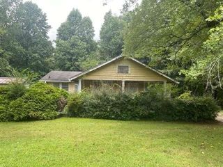 Foreclosed Home - List 100876401