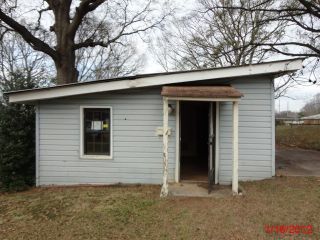Foreclosed Home - 1433 MERCER AVE, 30337