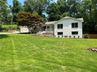 Foreclosed Home - 1080 KINGSTON DR, 30342