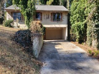 Foreclosed Home - 2679 Delowe Dr, 30344