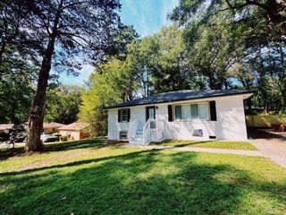 Foreclosed Home - 2597 CONNALLY DR, 30344