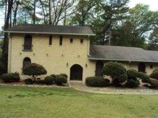 Foreclosed Home - 6345 RED OAK RD, 30349