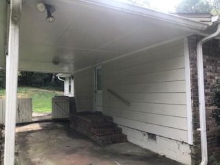 Foreclosed Home - 5200 ROSES OF PICARDY, 30349