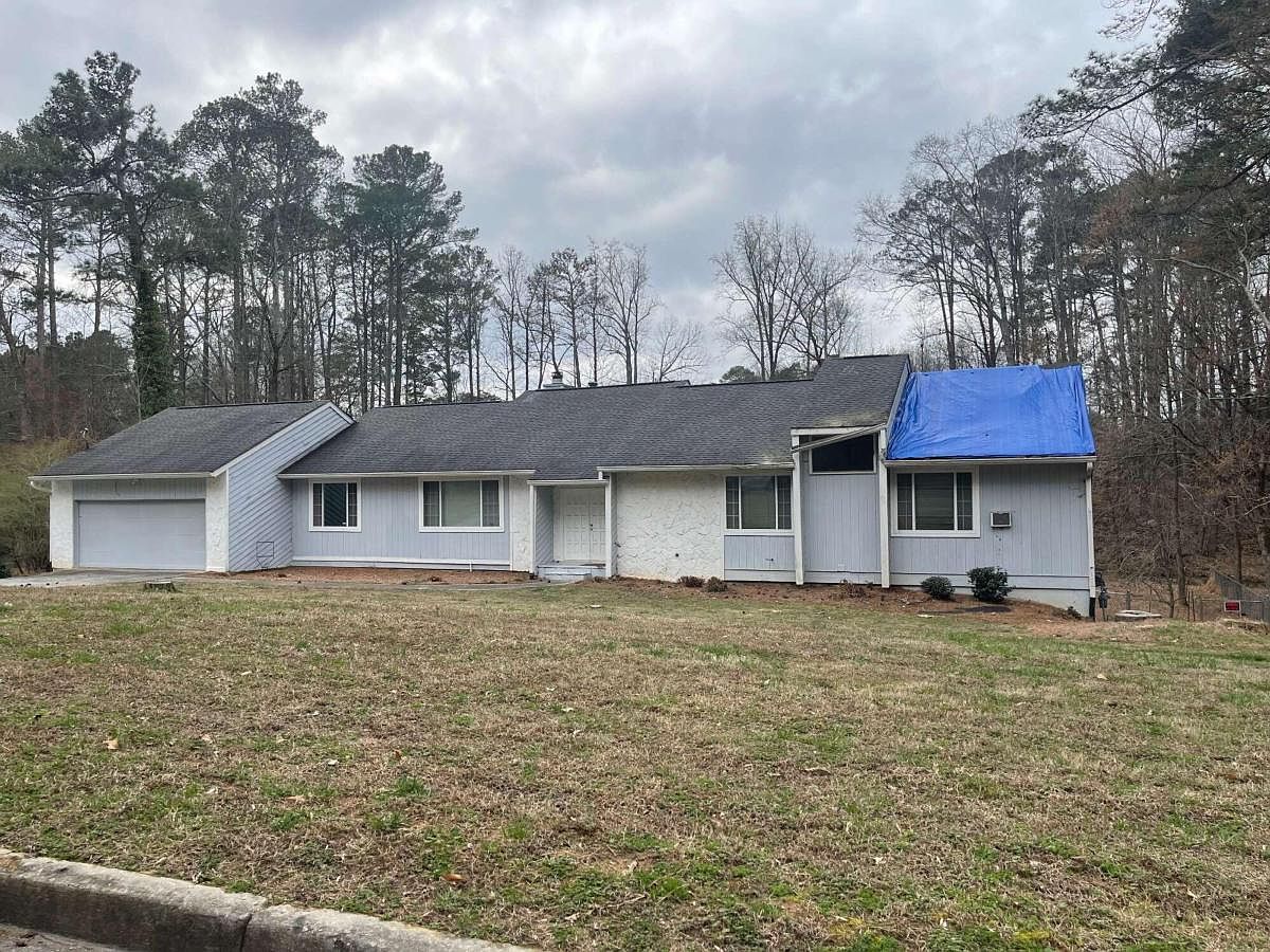 Foreclosed Home - 7530 SPALDING LN, 30350