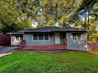 Foreclosed Home - 4096 CLAY DR, 30360