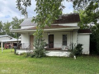 Foreclosed Home - 250 N TERRELL ST, 30439